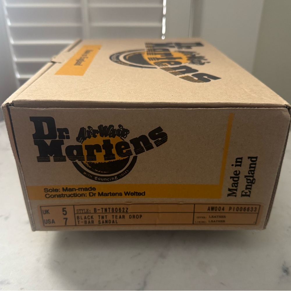 NIB England Made Dr. Martens Vintage Nubuck Tear Drop Mary Janes UK5 US 7-7.5 - Picture 10 of 10